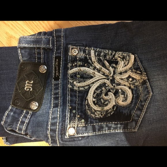Miss Me Jeans - Picture 4 of 4